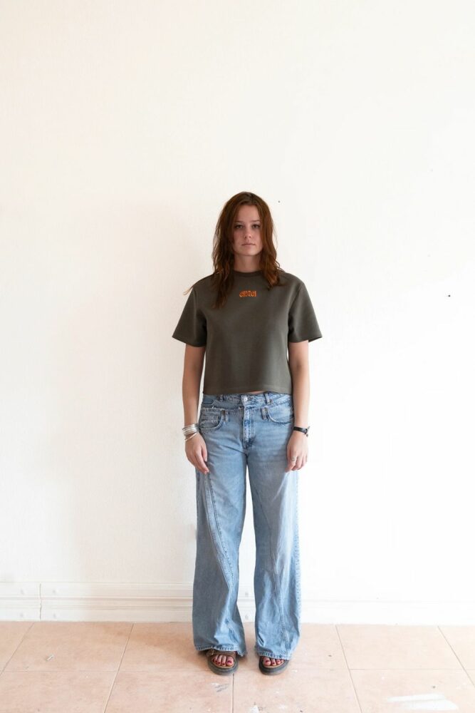 Boxy Cropped Tee -Olive