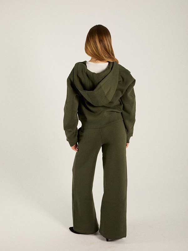 Olive Sweatsuit 4